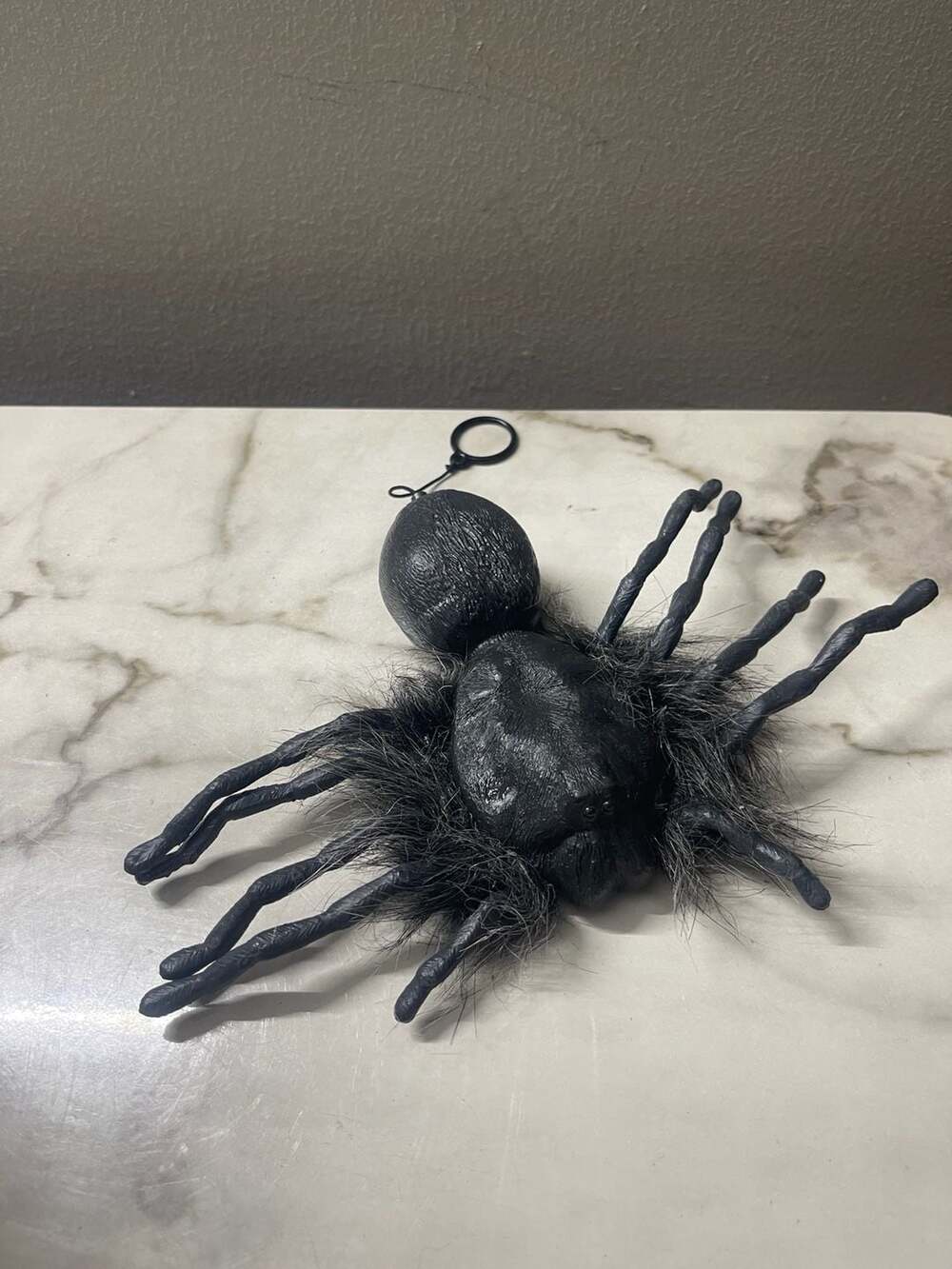 Seasonal Visions International Light Up Sound Activated Dropping Spider